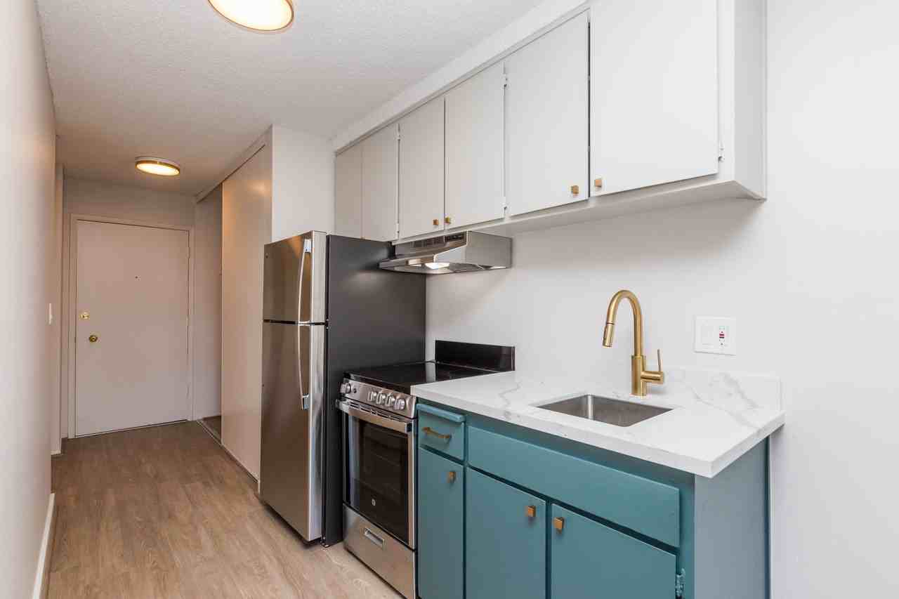 257 Vernon - Photo 7 of 19