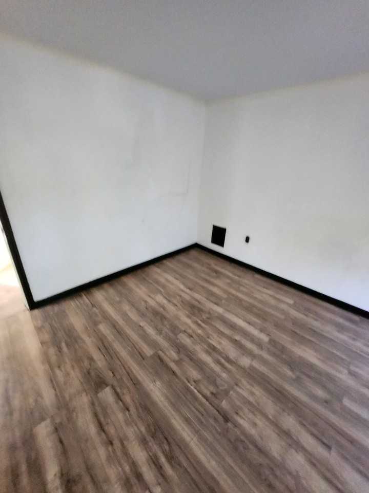 2510 Banker St - Photo 4 of 13