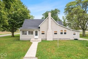 featured image of 8821 N Sugar Creek Ave