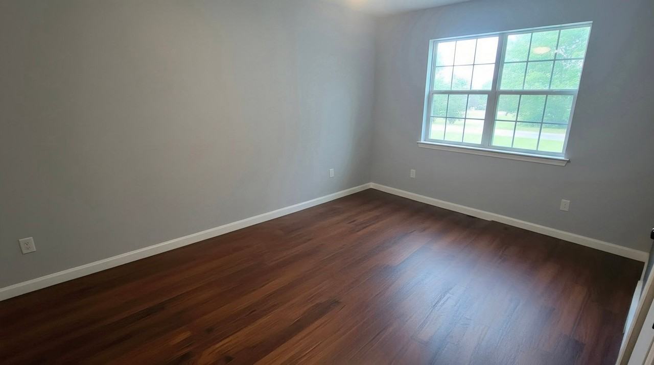 7570 Goldenrod Dr - Photo 3 of 10