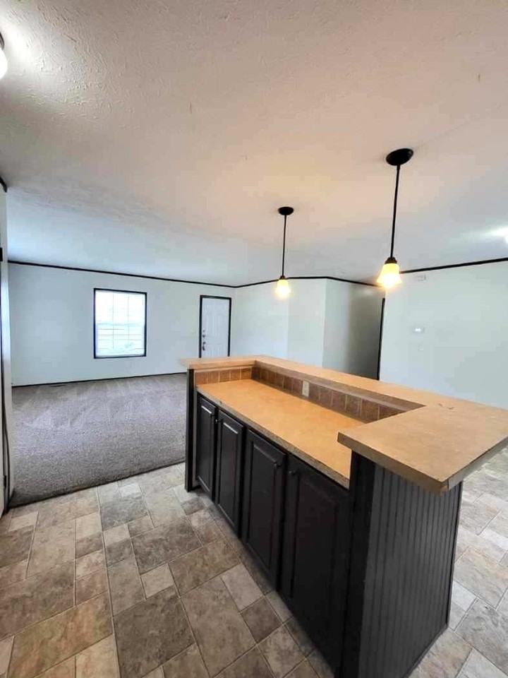 1984 Lovell Ct #105 - Photo 6 of 15