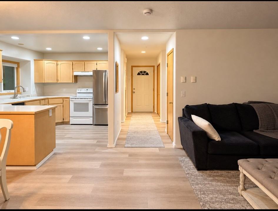 830 Ne Hacienda Ct - Photo 5 of 19