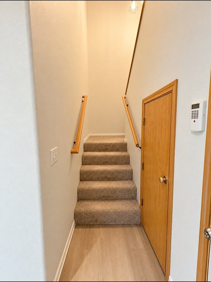 830 Ne Hacienda Ct - Photo 6 of 19