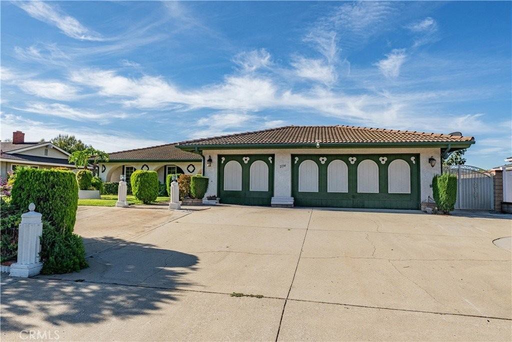 2134 Baseline Rd - Photo 4 of 13