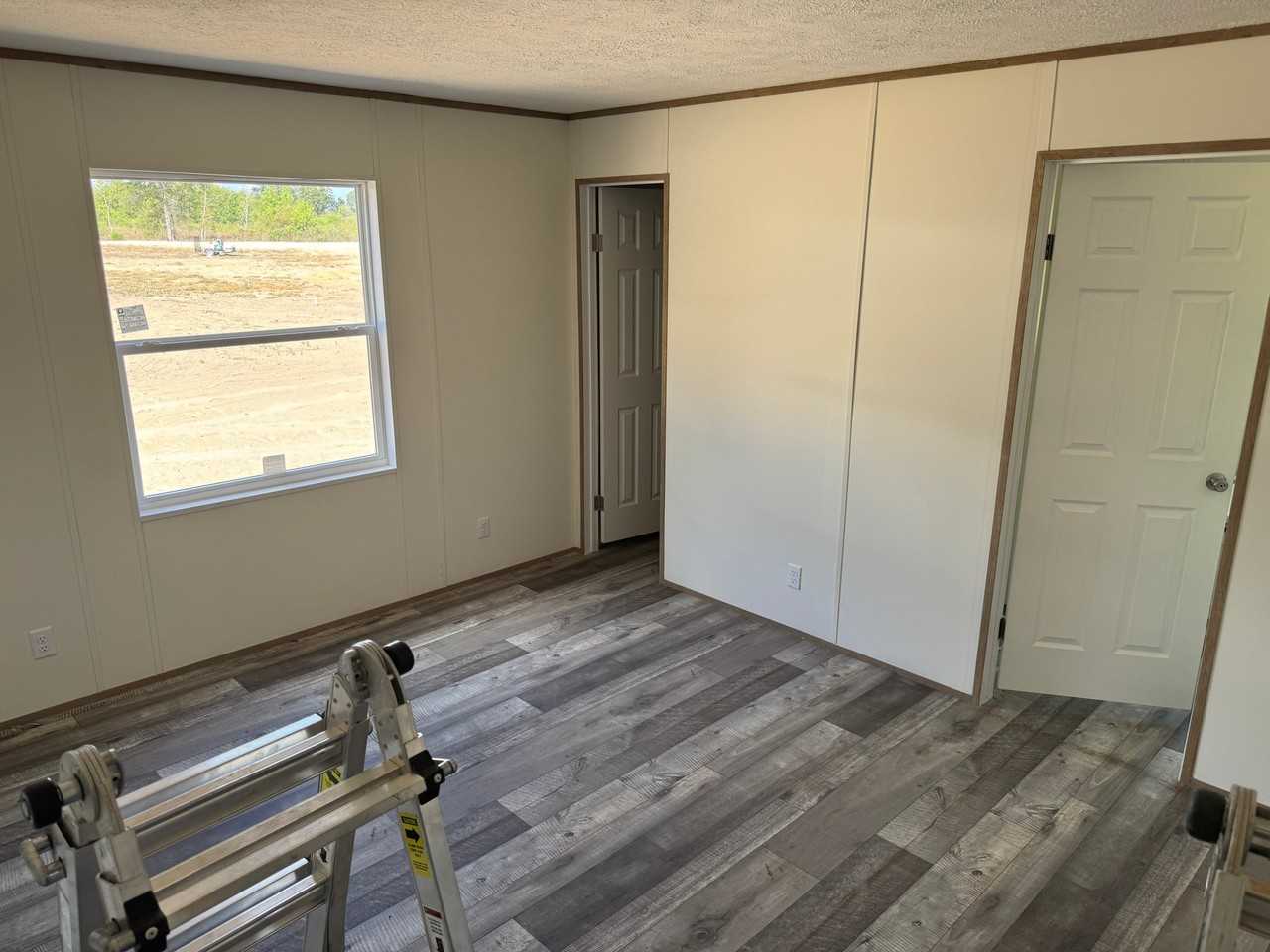 476 Elkins Rd - Photo 5 of 14