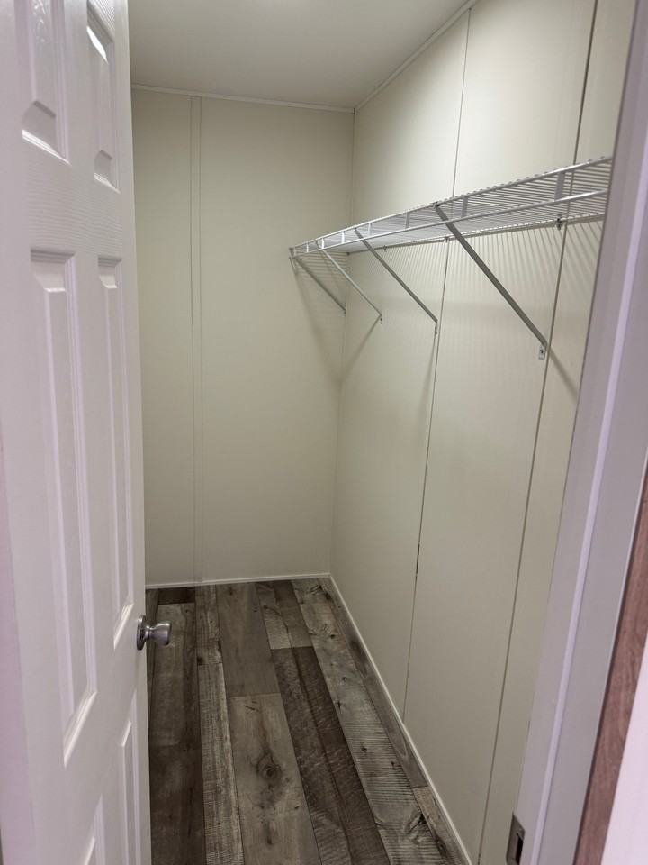 476 Elkins Rd - Photo 7 of 14