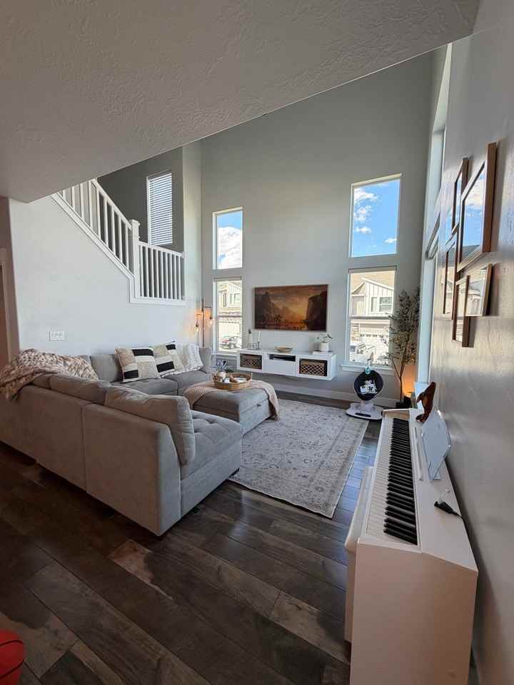 14389 S Hill Shadow Way - Photo 2 of 18