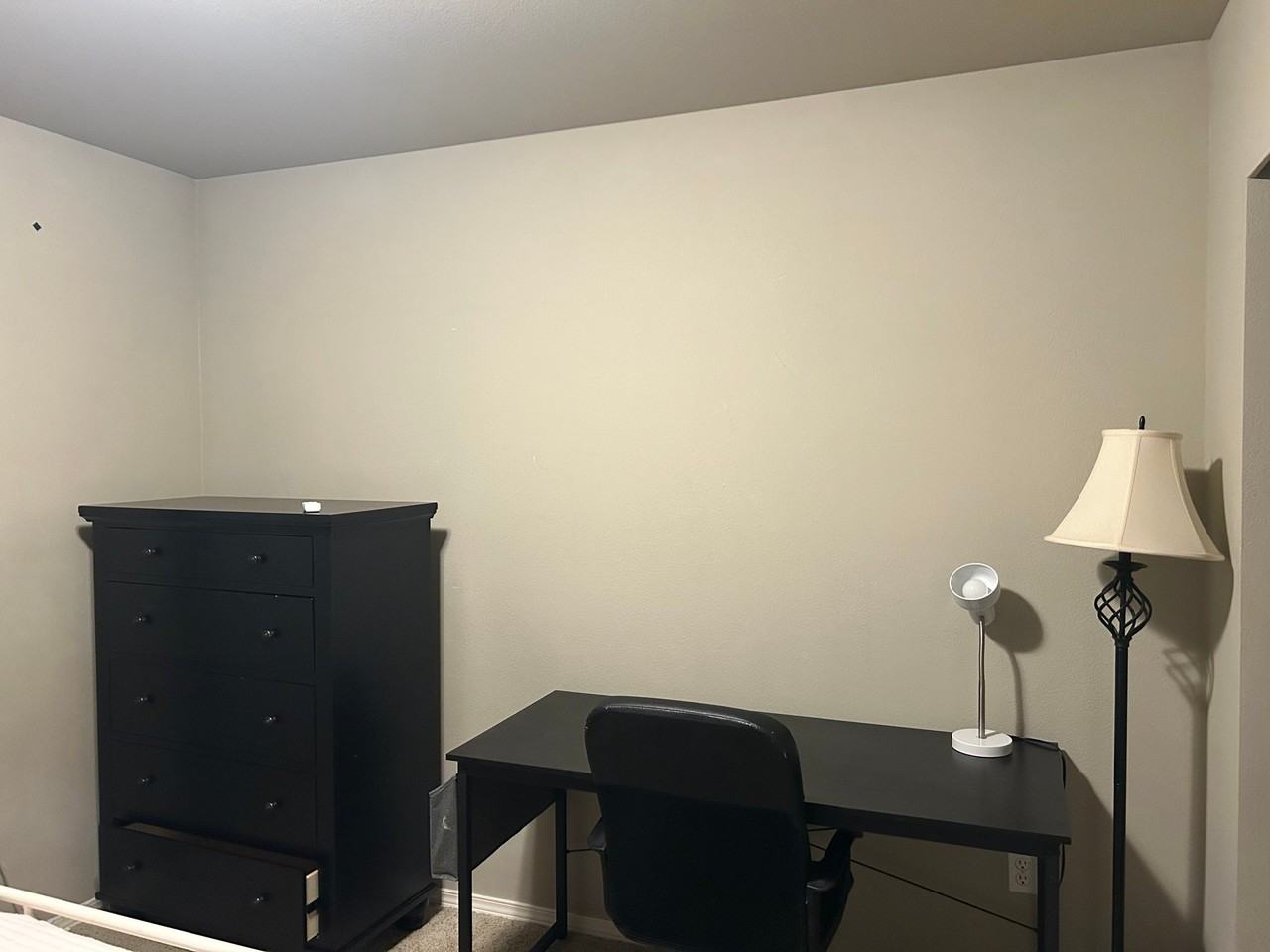 6946 Axis St Se - Photo 6 of 7