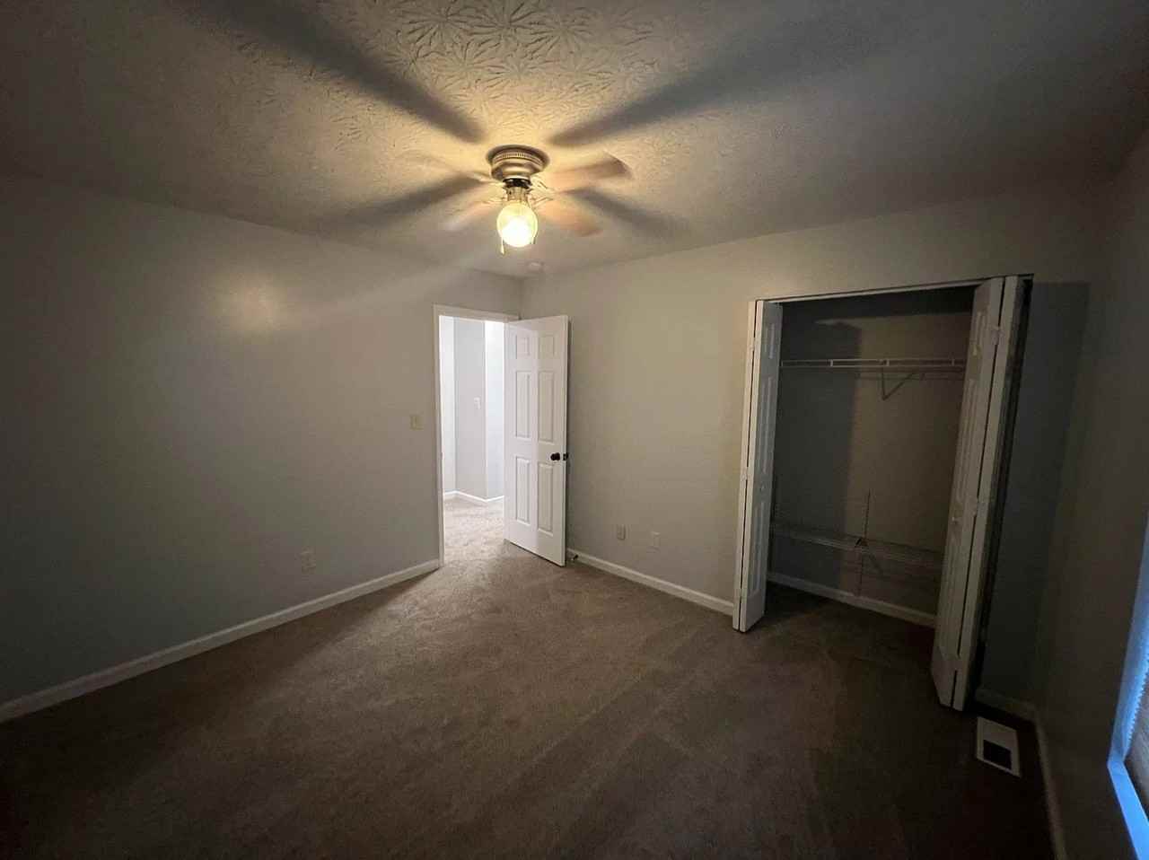 2588 Woodhill Dr - Photo 5 of 9