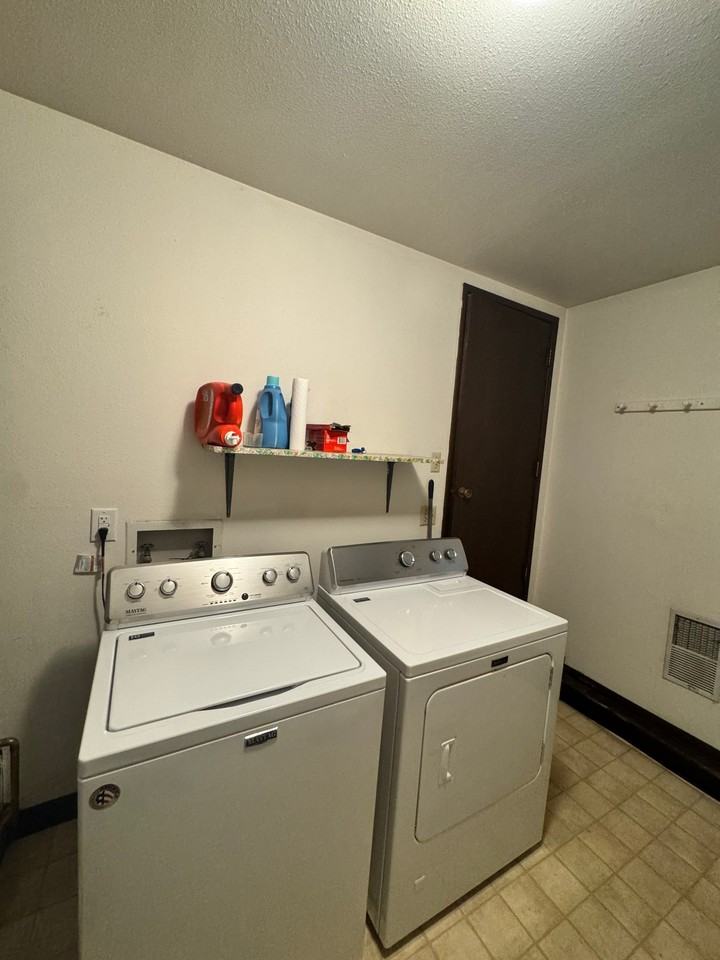 531 Creekside St #A - Photo 6 of 6