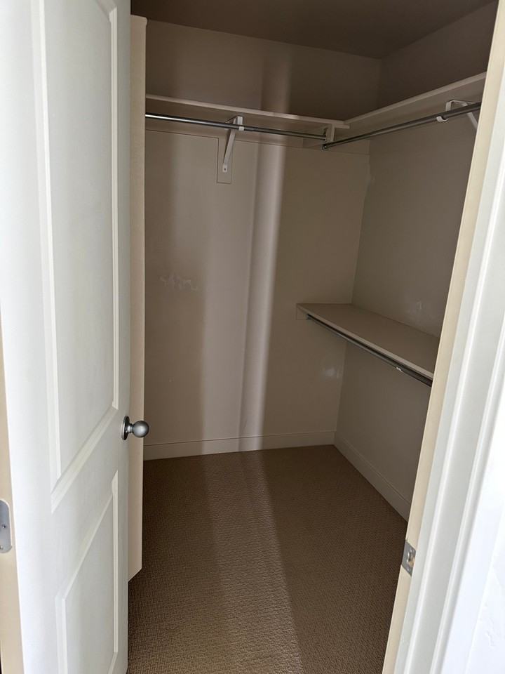 10343 S Oquirrh Lake Rd - Photo 4 of 17