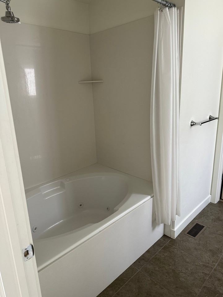 10343 S Oquirrh Lake Rd - Photo 5 of 17