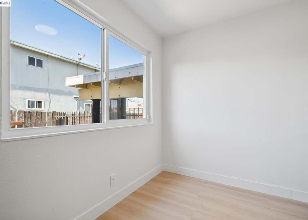 417 S 25th St #419 - Photo 5 of 18