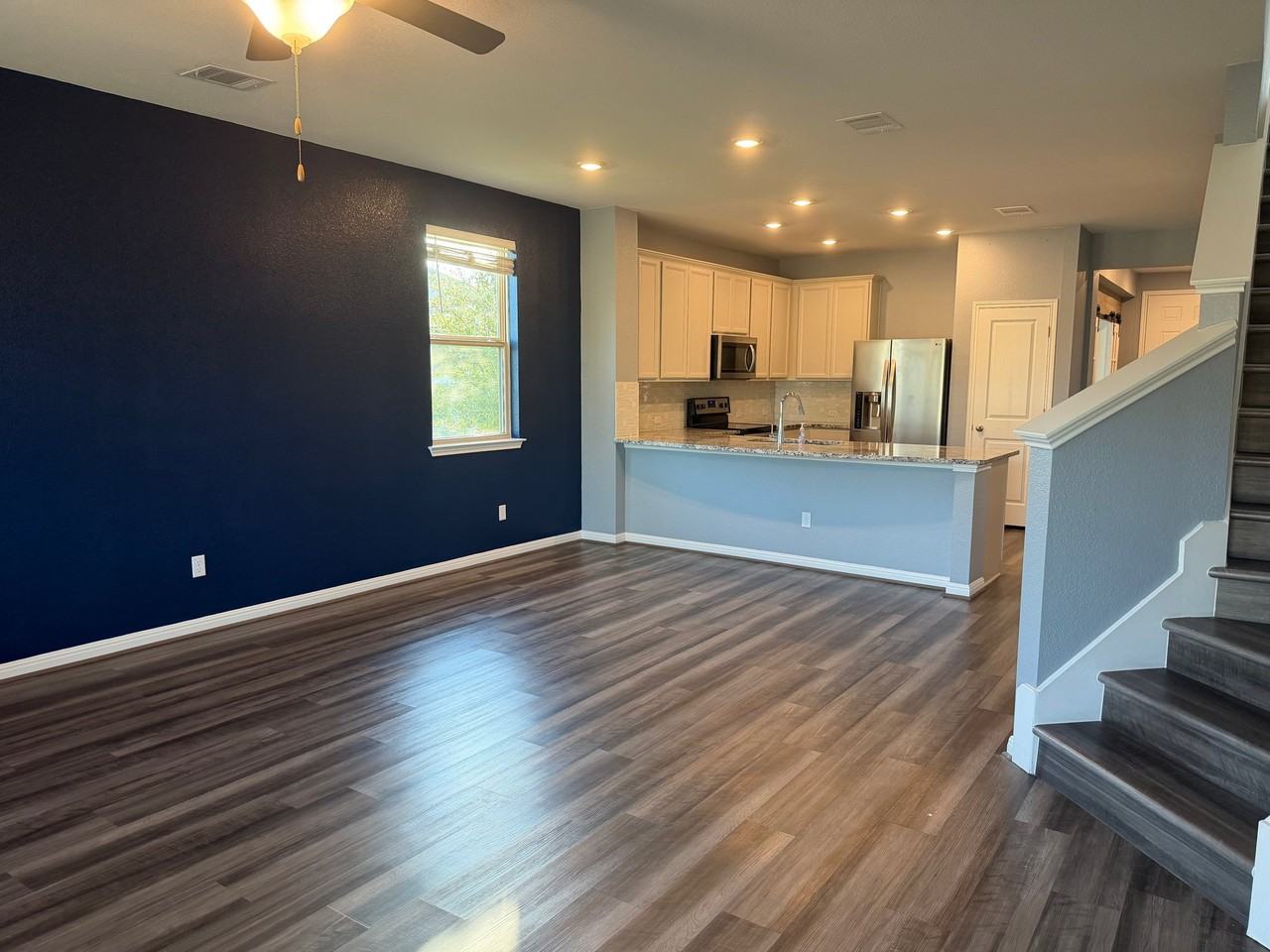 18901 Scoria Dr - Photo 5 of 20
