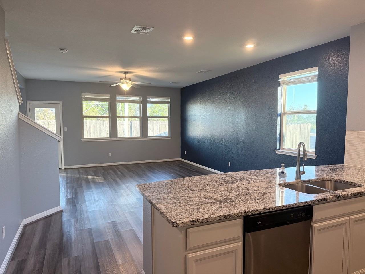 18901 Scoria Dr - Photo 6 of 20