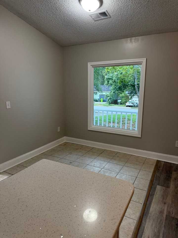 58 Saint Albans Rd - Photo 3 of 15