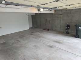 featured image of 17231 Manderson St