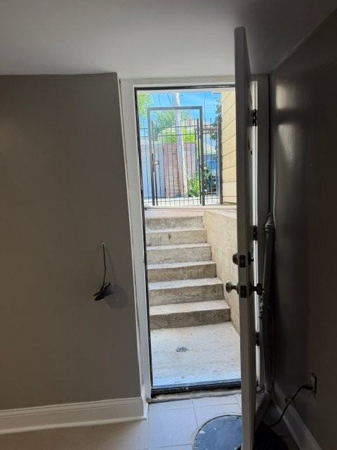 2035 W Kildare #2035B - Photo 6 of 10