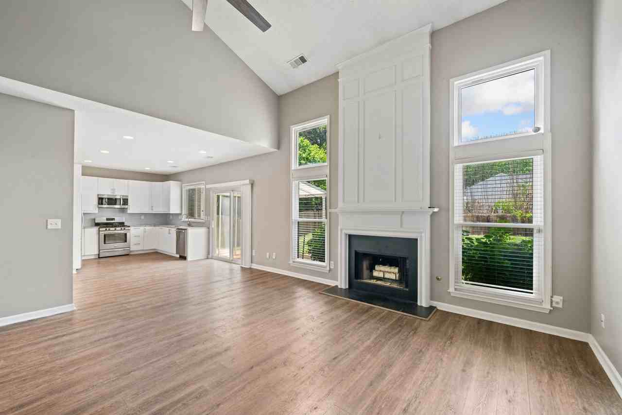 495 Stambridge Ct - Photo 6 of 18