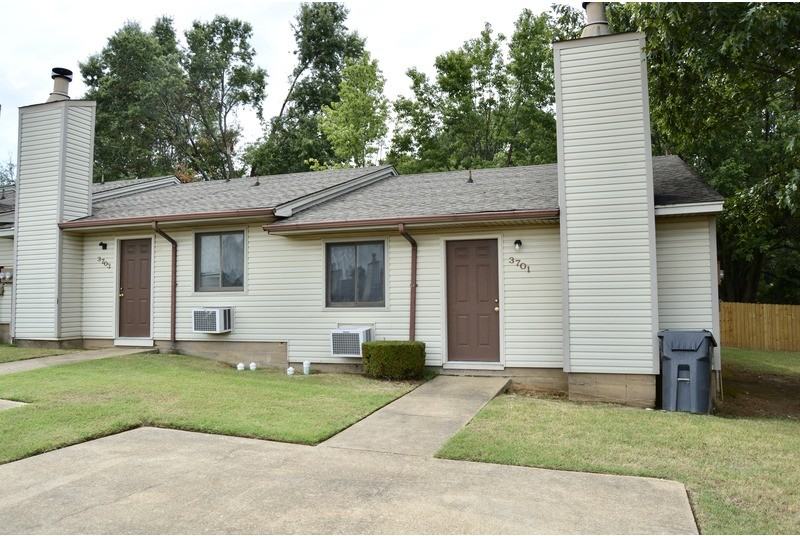 3703 Matlock Dr