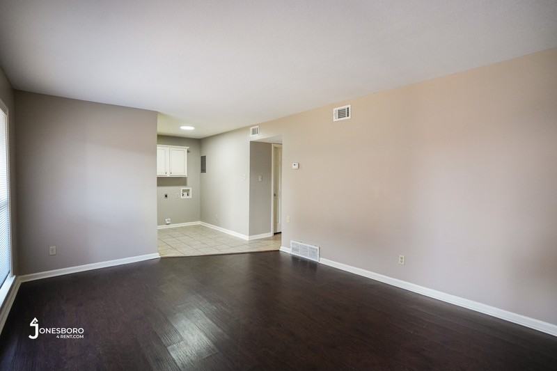 1610 Stone St - Photo 2 of 13