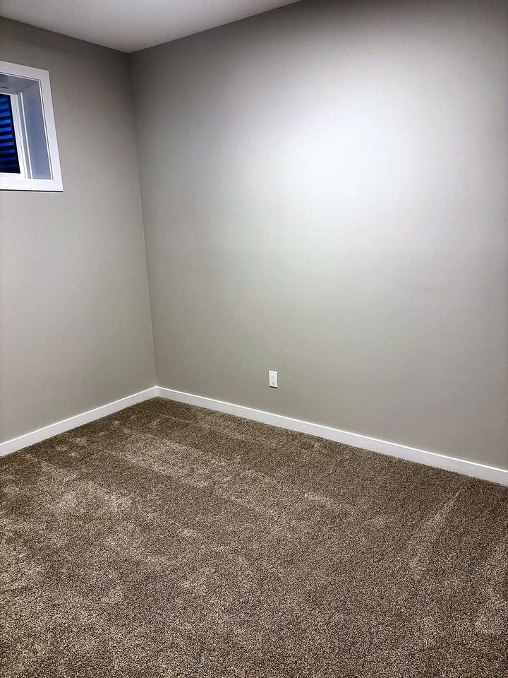 18139 74 St Nw - Photo 7 of 23