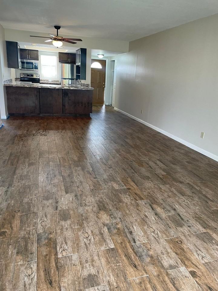 993 Nw Spruce Ridge Dr #7 - Photo 4 of 13