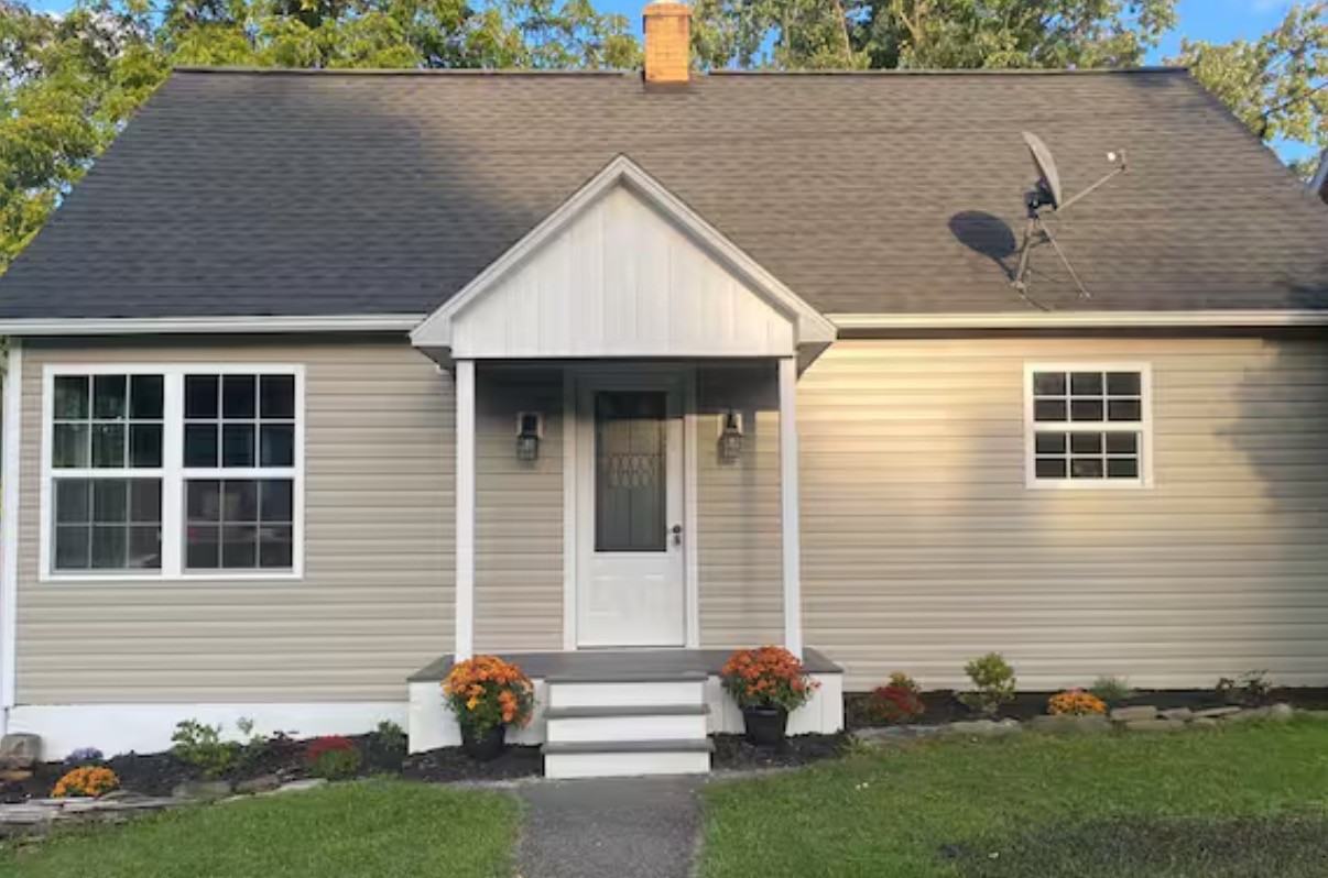 228 Hastings Ave #NA - Photo 2 of 12