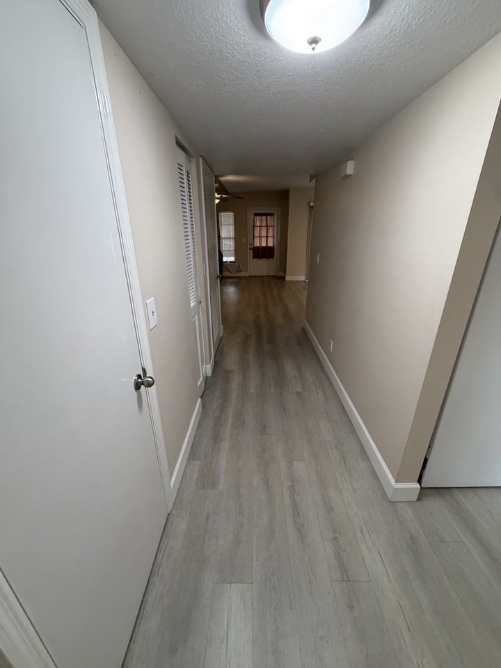 23 Sunset Ln - Photo 2 of 20