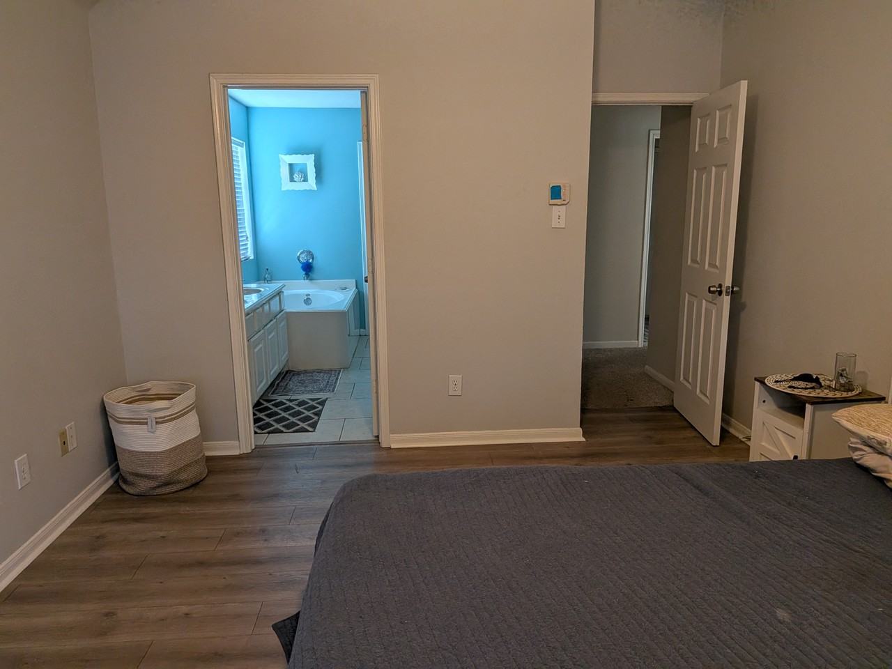 1819 Barretts Glen Dr #NA - Photo 5 of 17
