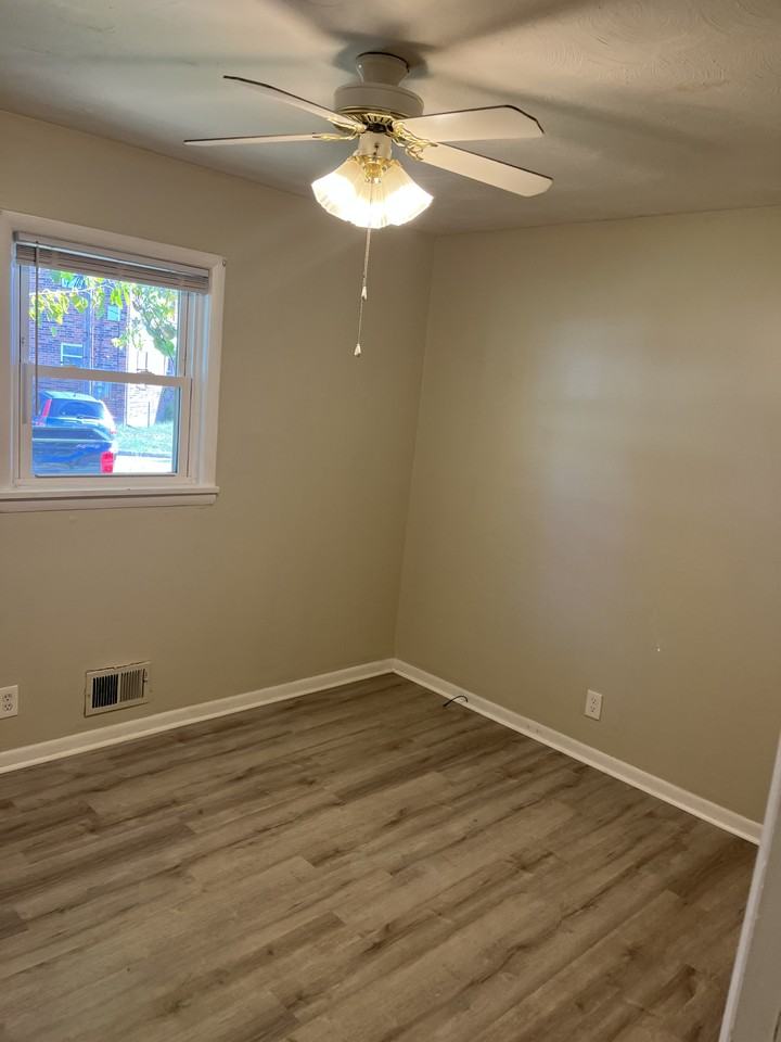 5405 Angus Ct #NA - Photo 4 of 9