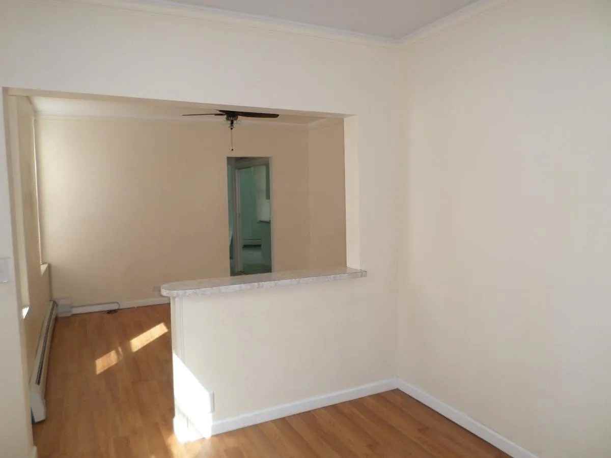 1101 43rd Street #1 - Photo 4 of 12