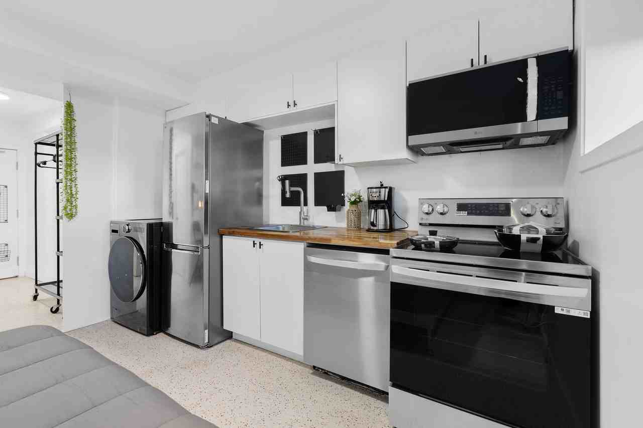 204 Ste Monique Street #04 - Photo 5 of 20