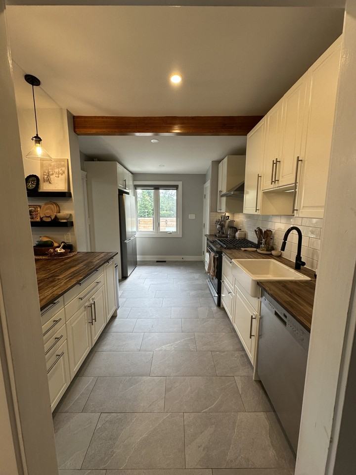 1806 Kilborn Avenue #A - Photo 4 of 12