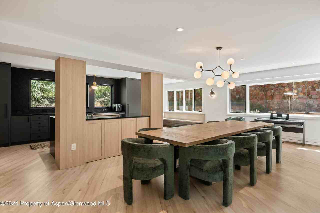 50 Deer Ln - Photo 7 of 34