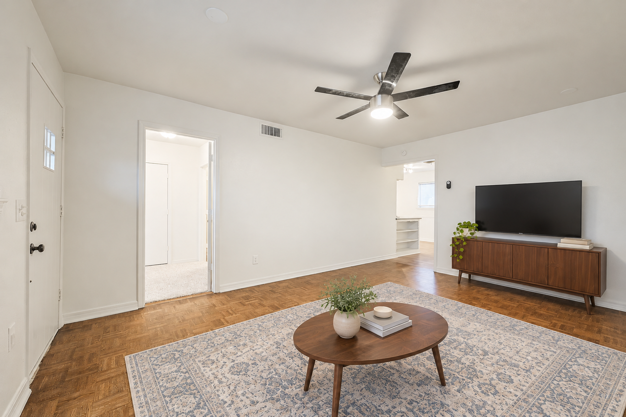 941 Ne 28th St #1 - Photo 4 of 50