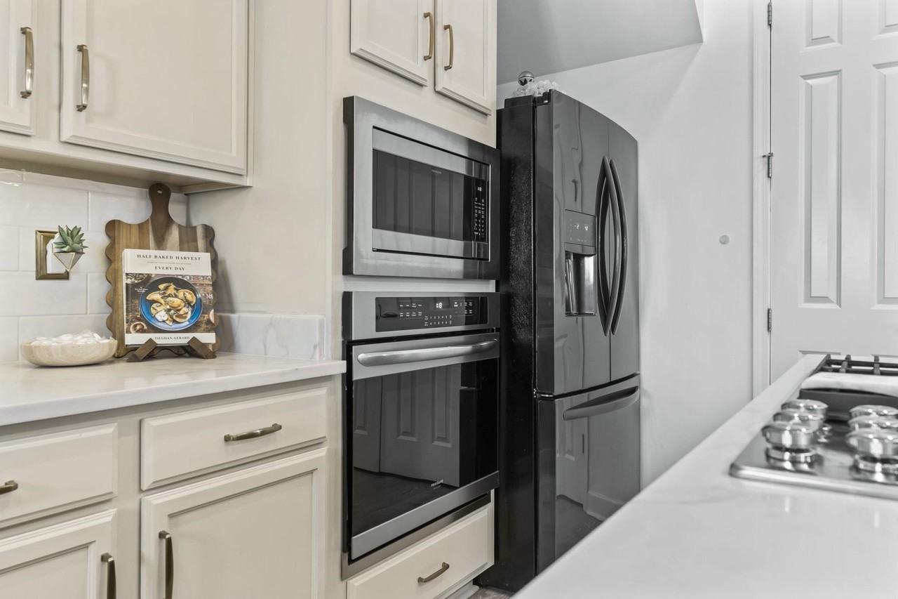 853 Filliman Aly #F - Photo 7 of 36