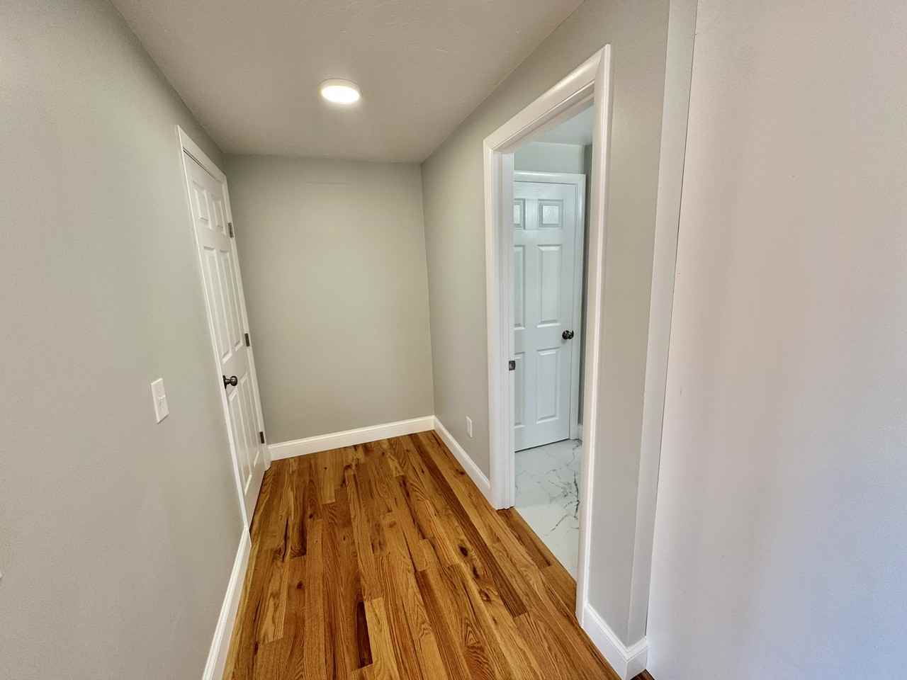 29 Boylston St #1 - Photo 4 of 29