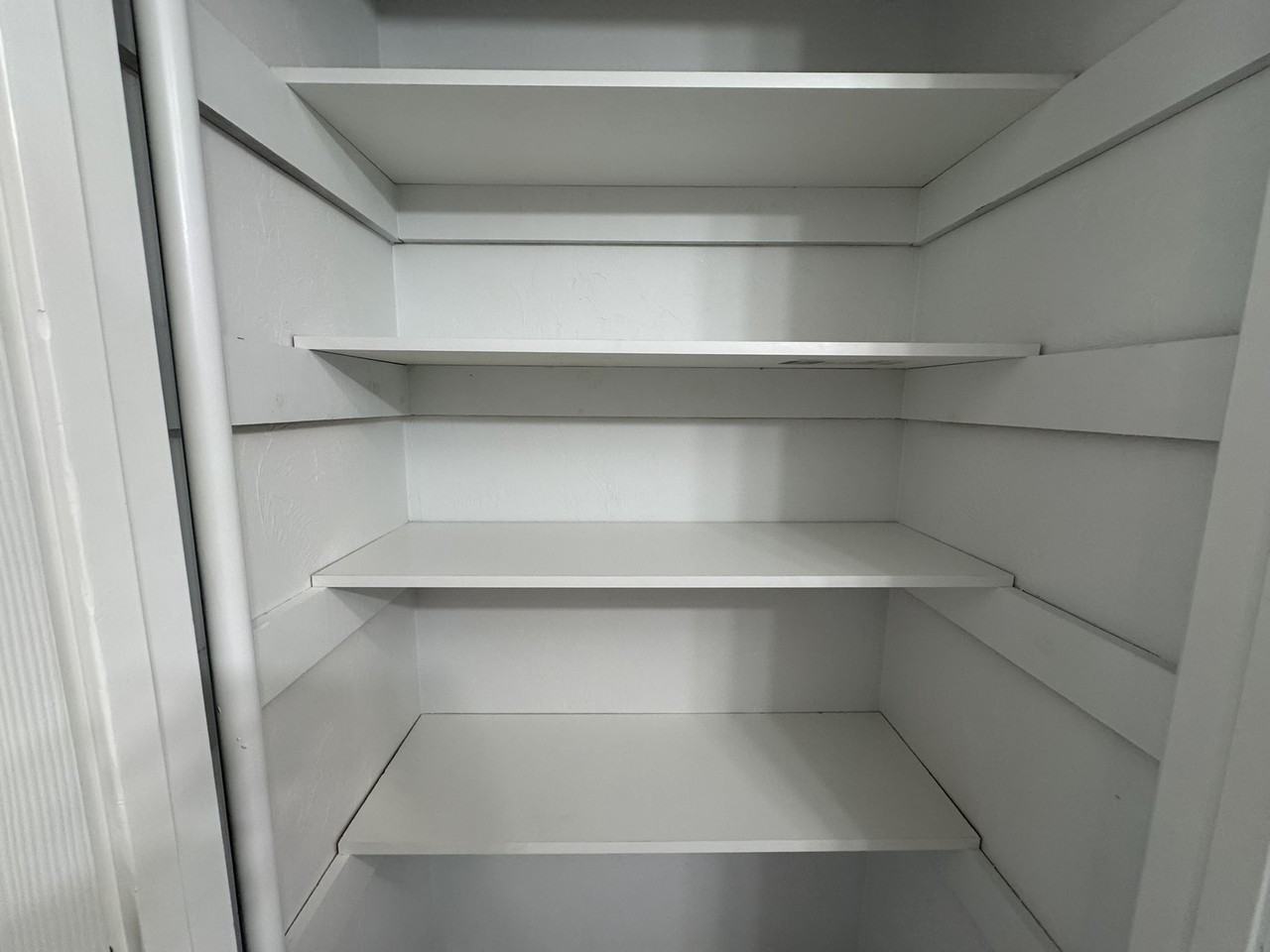 29 Boylston St #1 - Photo 7 of 29