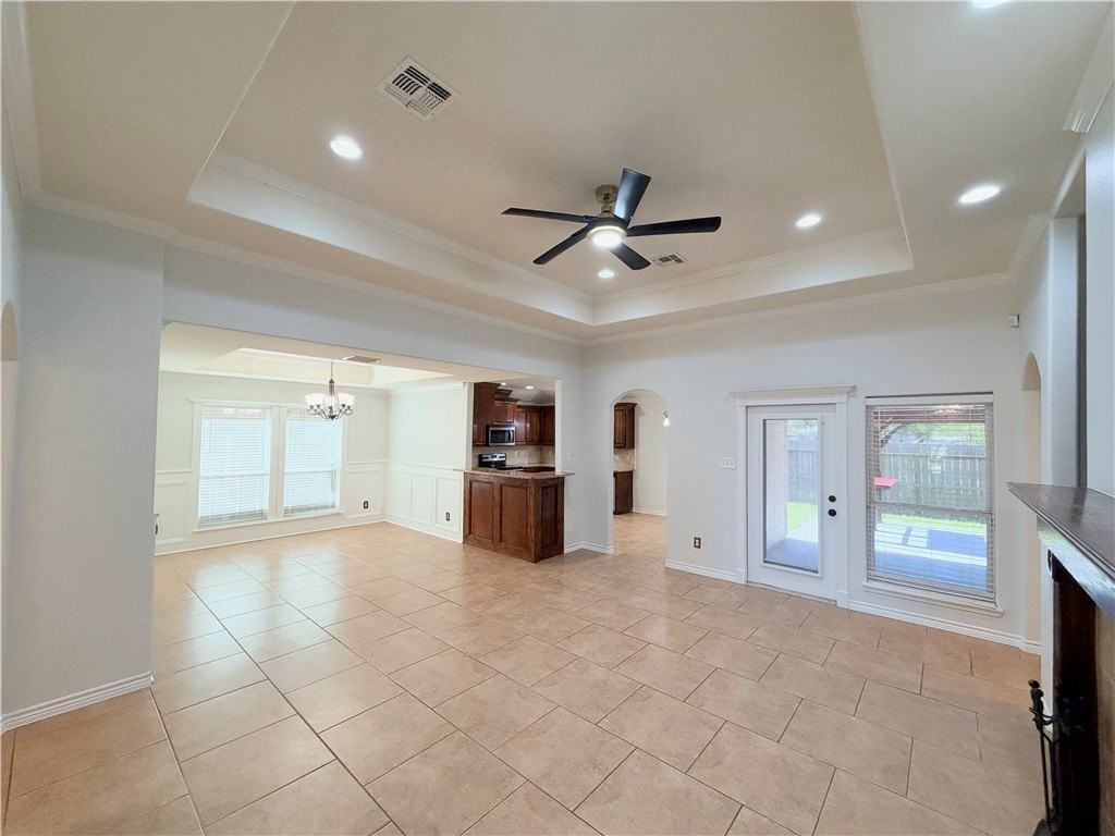 7623 Aquamarine Dr - Photo 4 of 30