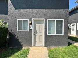 featured image of 861 Oakland Park Ave
