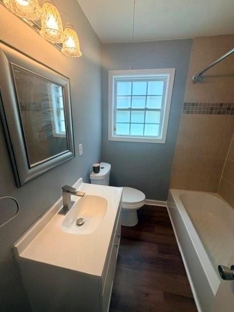 2811 Glenwood Ave Se - Photo 6 of 16