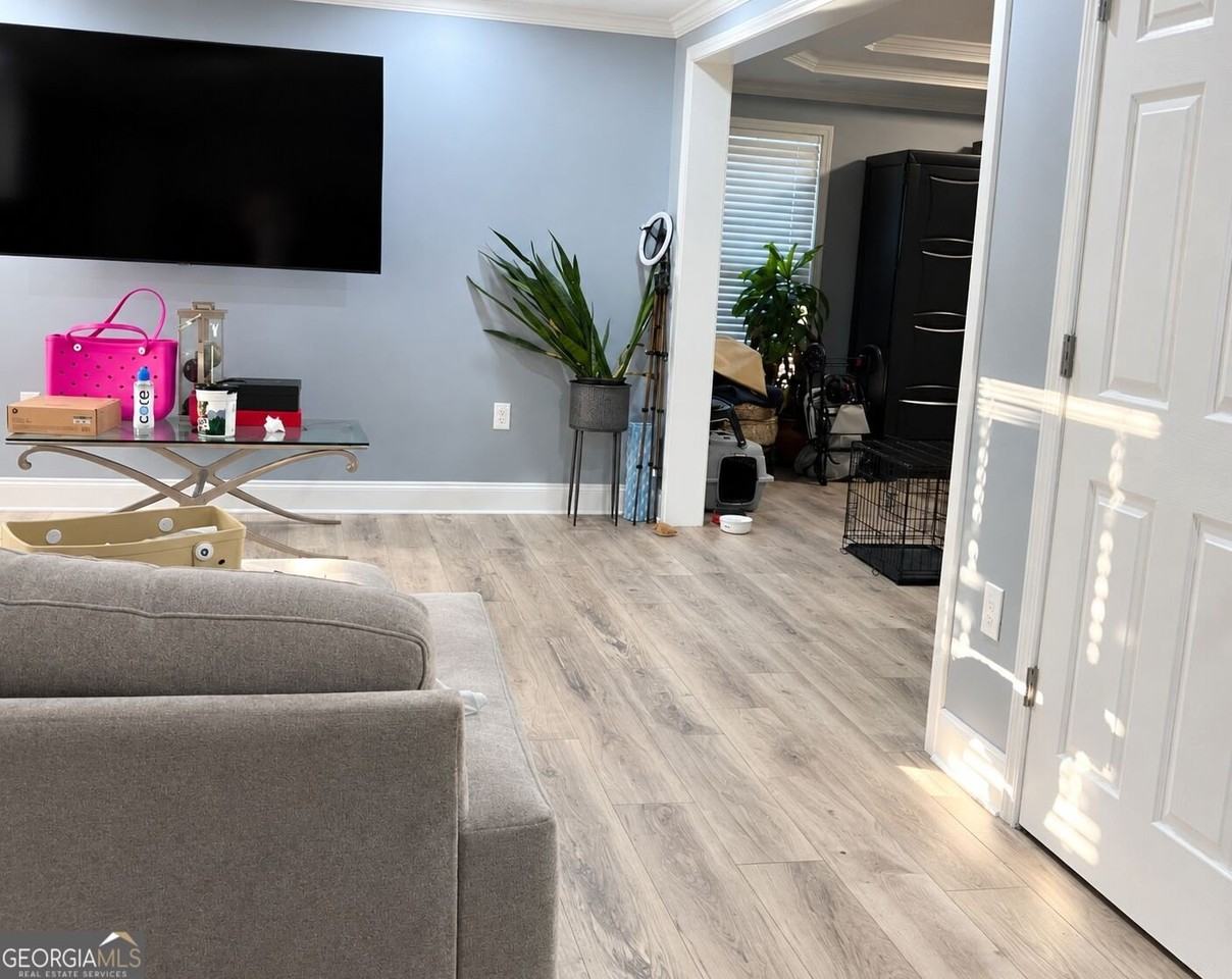 6333 Robins Trce - Photo 2 of 8