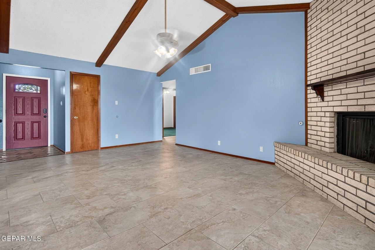 3789 Breckenridge Dr - Photo 6 of 25
