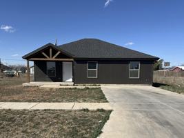 featured image of 4212 E 63rd St