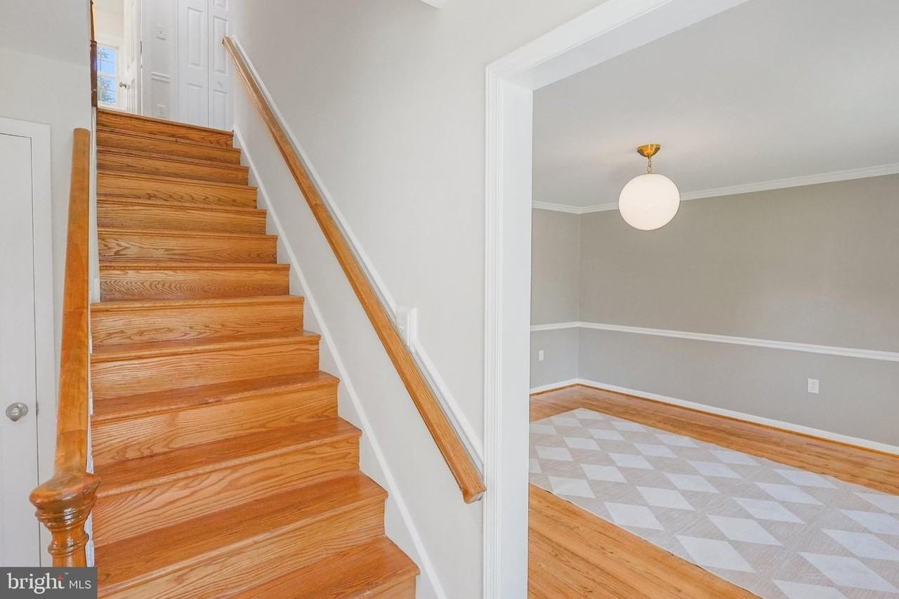 731 Halstead Rd - Photo 3 of 21