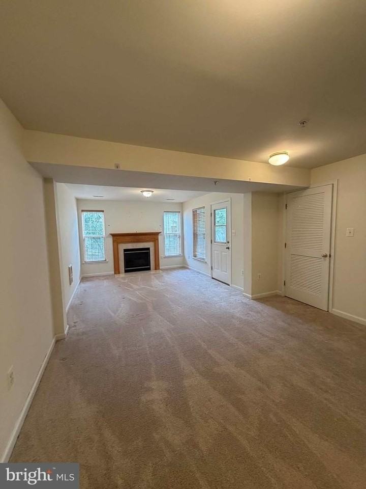 1707 Peach Blossom Ct - Photo 3 of 26
