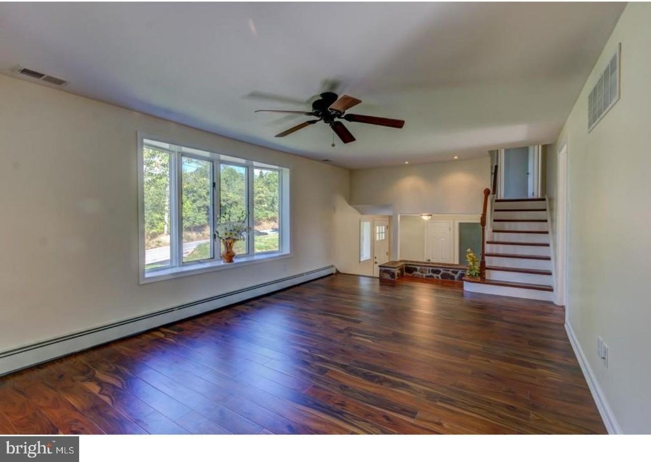 1483 Romansville Rd - Photo 4 of 20