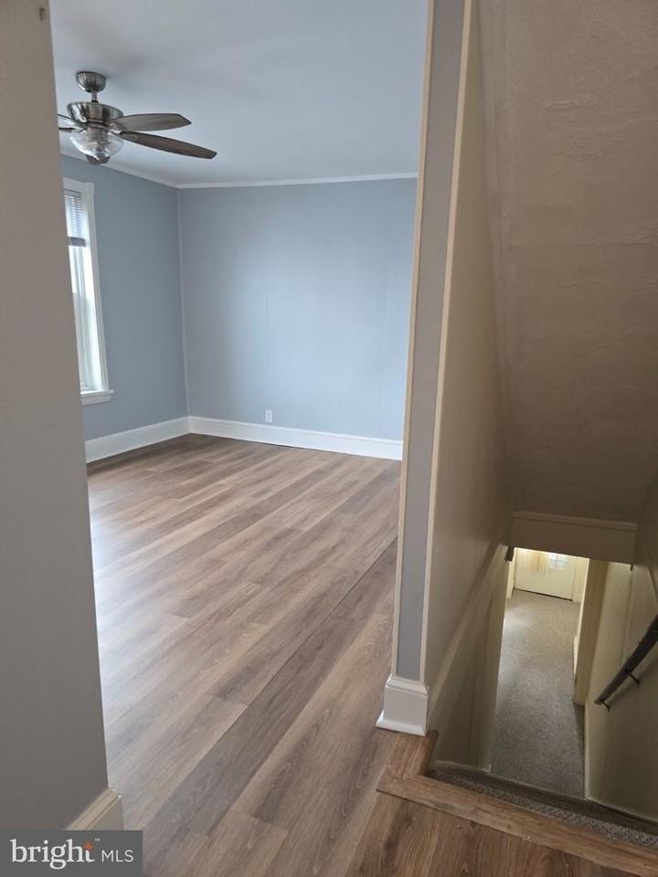 357 Jackson Ave - Photo 7 of 16