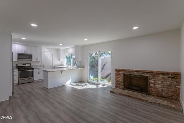 130 Peterson Ave - Photo 6 of 8